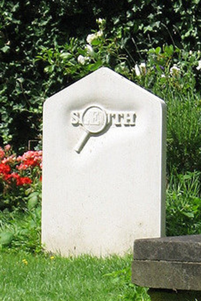 Sleuth gravestone